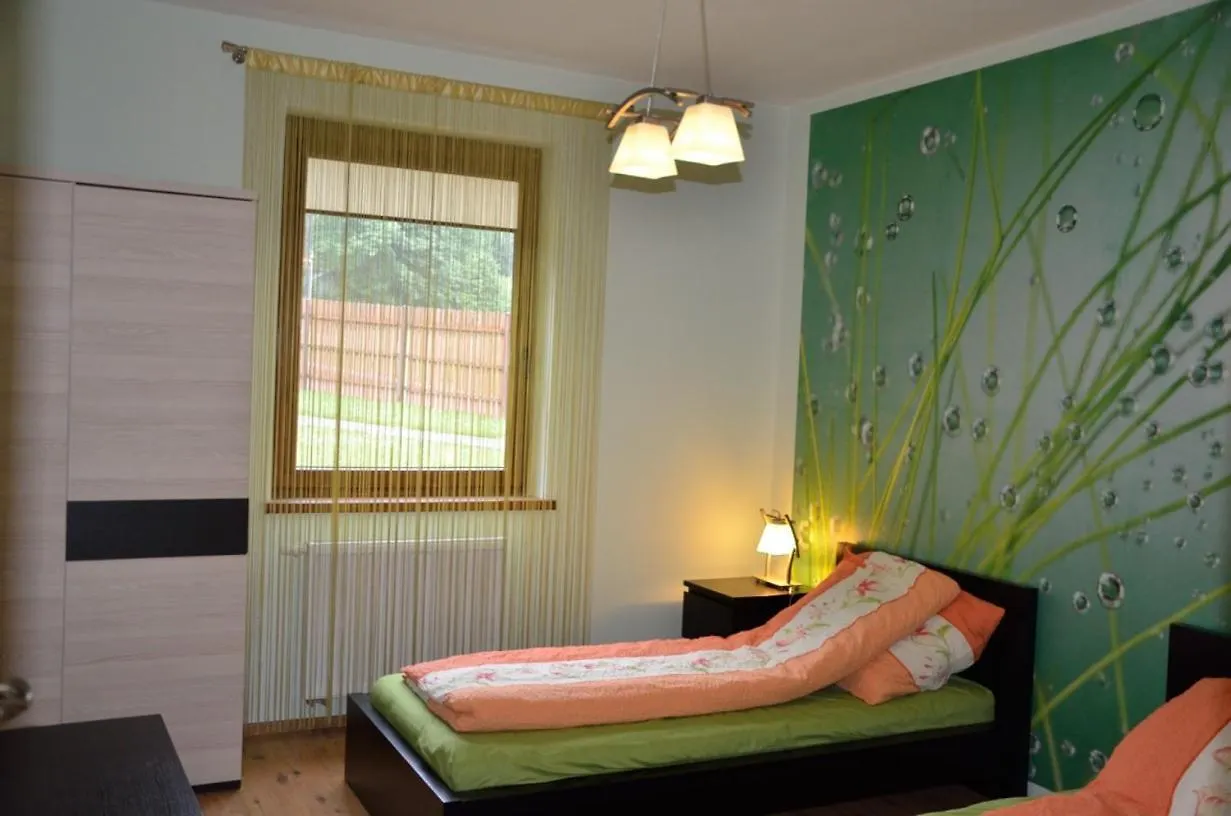 アパート Apartament Nad Lomniczka カルパッチ ポーランド